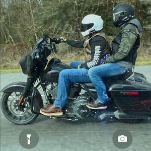 Meet your Posher, Eric